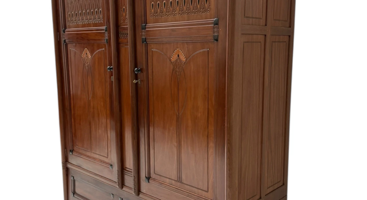 Arts & Crafts Armoire or Wardrobe by Jac. van den Bosch for 't Binnenhuis, 1910